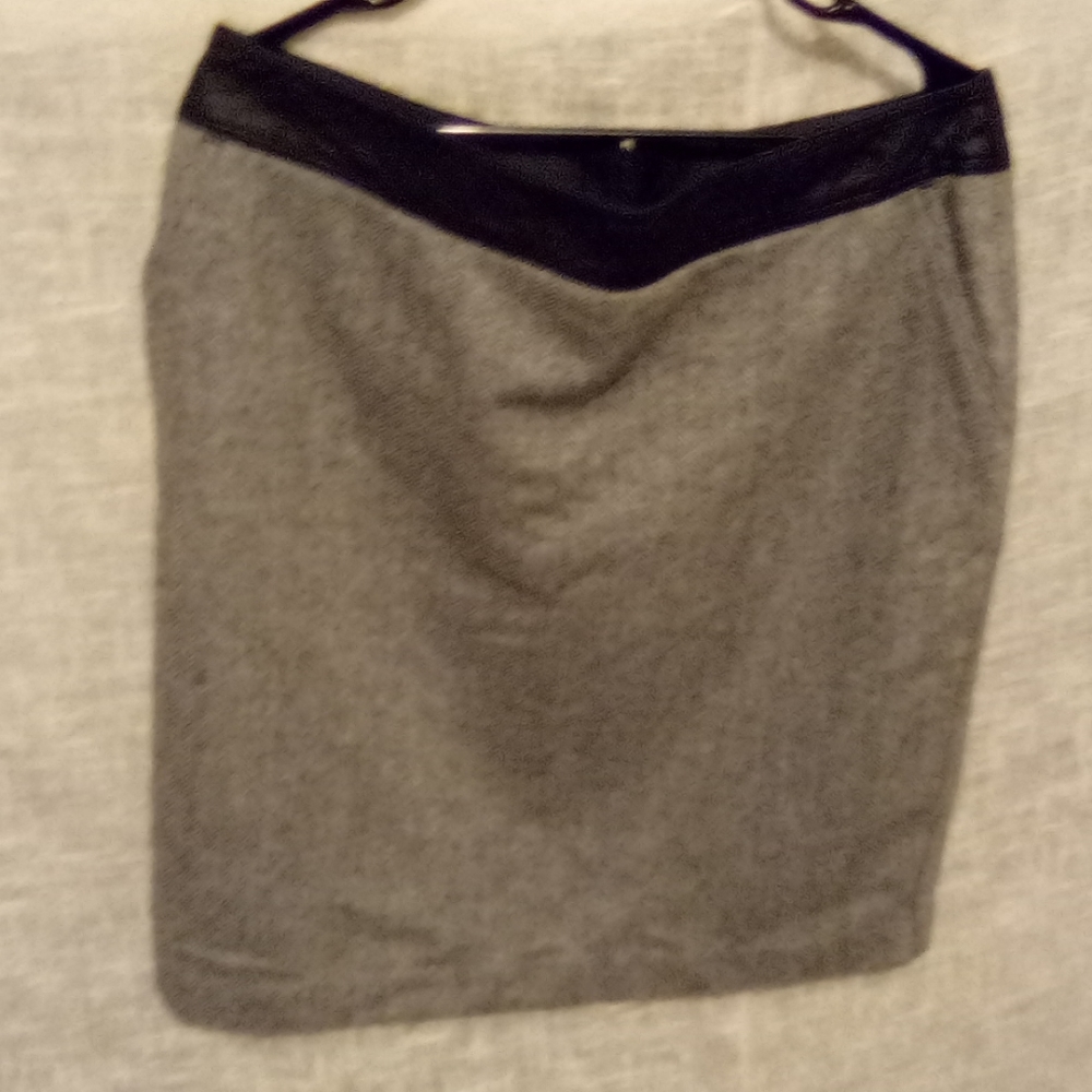 Ladies skirt